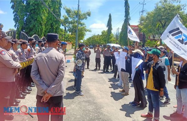 Sikapi Kelangkaan Pupuk, MPR MR Gelar Aksi di Pemkab Sumenep